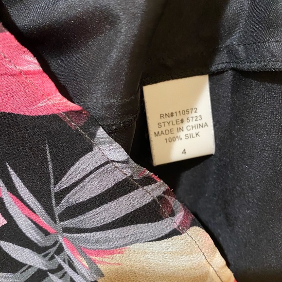 Cynthia Vincent Silk Tank - Picture 4 of 4